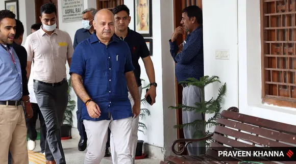 Sisodia tears into Modi