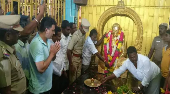 பசும்பொன்னில் தேவர் சிலைக்கு தங்கக் கவசம் அணிவிப்பு: பலத்த போலீஸ் பாதுகாப்பு