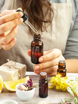 essential oils 1 - unsplash (1)