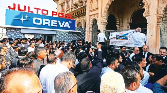மோர்பி பாலம் விபத்து; கட்டமைப்பு சோதனைகள் செய்யப்படவில்லையா? போலீசார் கூறுவது என்ன?