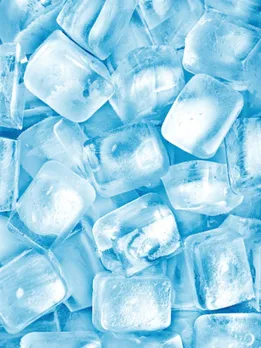 ice cubes 1 - unsplash (1)