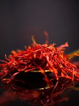 saffron 1 - unspalsh (1)