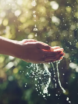 save water 1 - unspalsh (1)