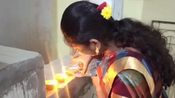 நீரில் ஒளிரும் விளக்குகள்.. மக்கள் வரவேற்பை பெற்ற லேட்டஸ்ட் லைட்!