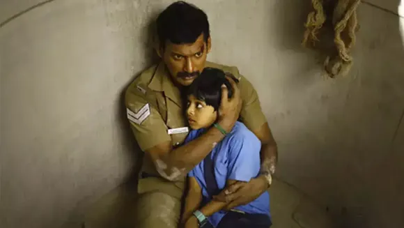 படத்தில் சண்டை இல்லை; சண்டைதான் படமே: லத்தி விமர்சனம்