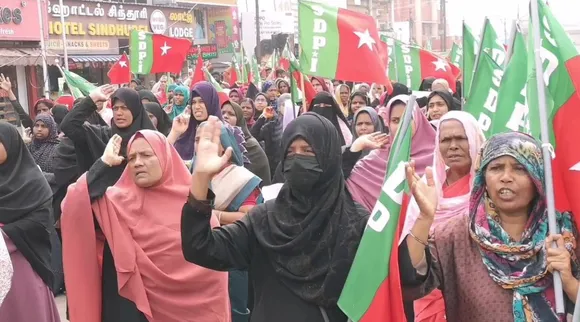 Babri Masjid demolition day; SDPI protest in major cities Tamil News