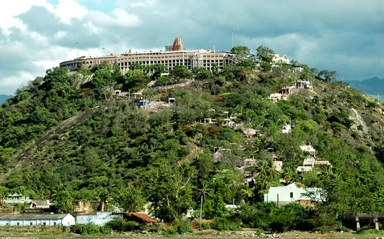 Ban on entry of people of other religions to Palani Temple