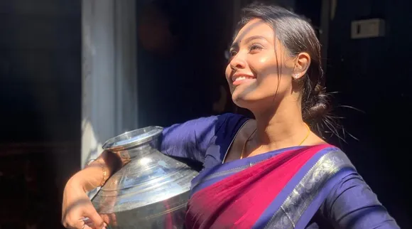 பார்வை ஒன்றே போதுமே... பவித்ரா ஜனனியின் அசத்தல் க்ளிக்ஸ்