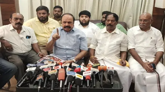 Puzhalendi met with former Karnataka Chief Minister Yeddyurappa