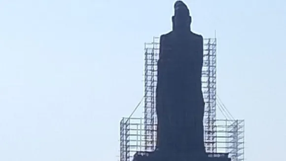 Will the anniversary of the unveiling of Thiruvalluvar statue be celebrated as a government event