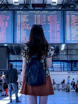 airport-2373727__340 (1)