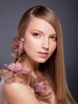 woman-3055841__340 (1)