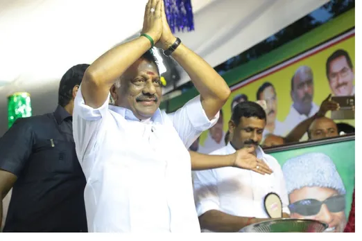 Jayakumar said that there is dissatisfaction in the Panneer Selvam team