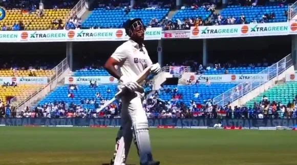 Cricket Tamil News: Fans Slam Management for Picking Suryakumar in Ind vs Aus 1st Test