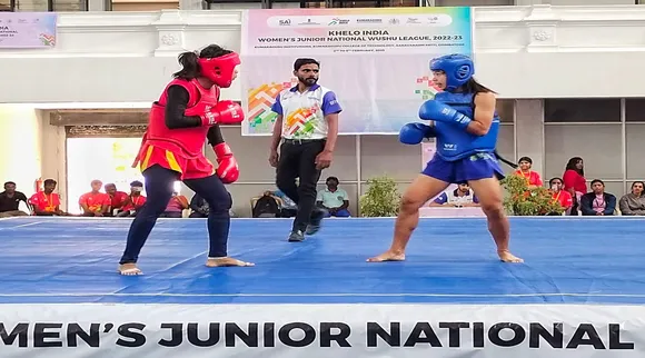 கோவையில் பெண்களுக்கான வுஷூ போட்டி; அதிரடி காட்டி அசத்திய மாணவிகள்