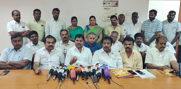 தனி அமைச்சகம் அமைக்கப்பட வேண்டும் :  கட்டுமான தொழிலாளர்கள் வலியுறுத்தல்