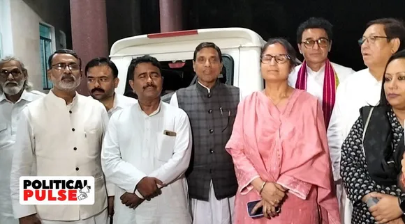 Tripura violence: Left-Congress team ‘attacked’ by men shouting ‘Jai Shri Ram’ Tamil News