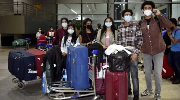 fake visa: 700 Indian students to deport from Canada Tamil News