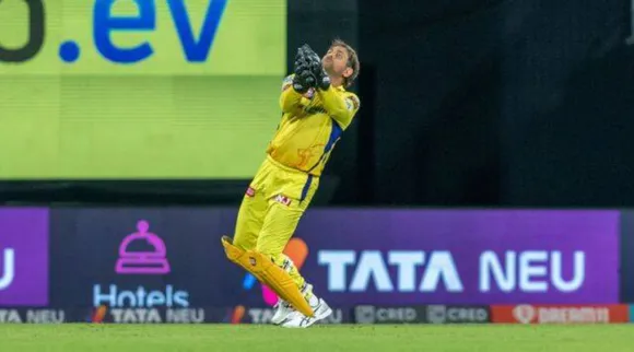 MS Dhoni warns CSK bowlers TAMIL NEWS