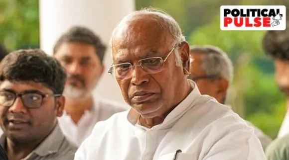karnataka, karnataka elections, mallikarjun kharge, கர்நாடகா தேர்தலில் மற்றொரு வெற்றியாளர், மல்லிகார்ஜுன கார்கே, அமைதியான, தன்னம்பிக்கை தலைமை கார்கே, சித்தராமையா, டிகே சிவக்குமார், சோனியா காந்தி, ராகுல் காந்தி, dk shivakumar, siddaramaiah, sonia gandhi, rahul gandhi