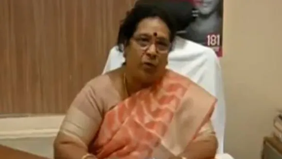 Womens commission chairperson said that college students should not use their photos on social media