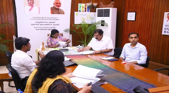 Tamilisai at Meeting