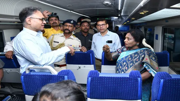 Tamilisai Soundararajan visited at Chennai ICF Railway Factory