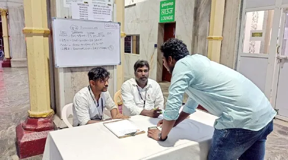 Coromandel express derailment: Spl helpdesk set up at Chennai Central Tamil News