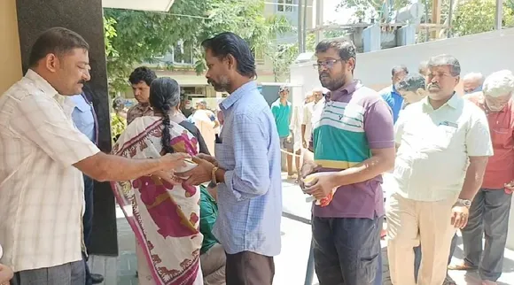 Coimbatore: One Rupee lunch R.K.DEIVENDRAN Trust Tamil News