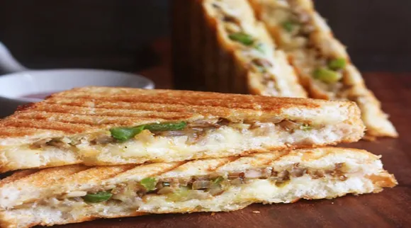 Mushroom sandwich