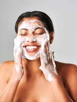 istockphoto-1158616463-612x612 (1)
