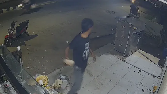 A gang smashed a shop in Puducherry
