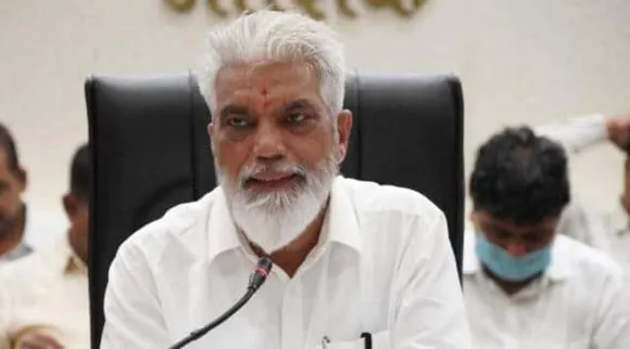 Maharashtra minister Dada Bhuse on Onion price hike Tamil News