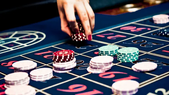 The Business of Online Casinos: How Affiliates Make Money Promoting Games