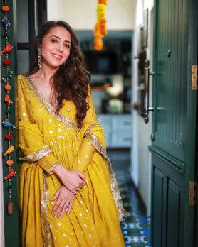 Jankee Parekh: Life, Birth, Education & Net Worth of India's Melodious Voice