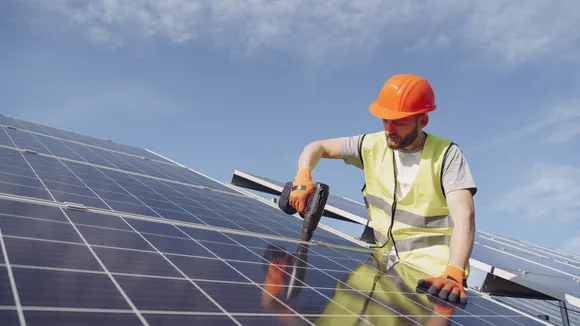 How to Choose Manufacturer of Solar Components for Your Solar Business