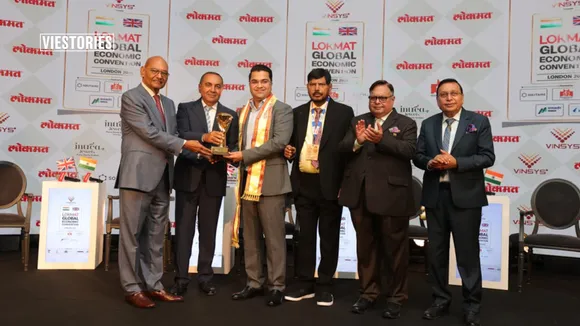 CA Abhay Bhutada Honoured with Bharat Bhushan Award at Lokmat Global Economic Convention