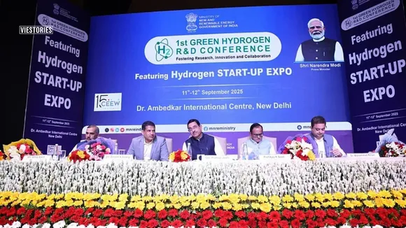 Govt launches Rs 100 crore fund scheme for startups to aid innovations in green hydrogen