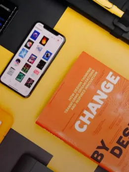 Business Opportunities in Graphic Designing Graphic Design Advertising Agency Opportunities These experts help companies develop effective marketing strategies. Catalogue Design Catalogue design is a home-based business. You can work with any size product- or service-based industry. Child Book Design Graphic designers can also work on comics, picture books, and children's books. Front page Every book needs a captivating cover. This is a part-time home-based business. Sell T-shirts. Graphic designers make t-shirt production and sales easier than non-designers. Card Making A greeting card is a beautifully decorated cardstock or premium paper that expresses friendship or something else. Newsletter Publishing Writers and industry content producers can start a newsletter publishing company. Packaging Design Any company launching a new product or redesigning its packaging could be your customer. Printing Press It is the best printing business, and graphic designers who design and print are t
