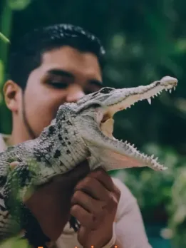 Career opportunities in Wildlife Biologist Wildlife officers use chemical and scientific methods to investigate offences. Animal trainer Train animals for entertainment in zoos and parks. Wildlife officer They enforce hunting, conservation, and environmental laws in parks and wildlife refuges. Wildlife keeper Treats and rehabilitates wild animals. Wildlife photographer Photographers raise awareness of wildlife, glaciers, and wildfires. Animal technician Animal technicians care for research animals. Aquaculture technician Technicians work in fish hatcheries. It breeds fish. Zoo vet Zoo vets treat sick animals.