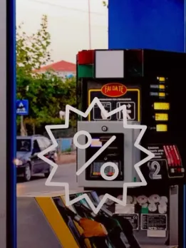 Business Opportunities in Gas Stations Gas Station/Convenience Store Business Opportunities Offering a variety of goods and services at a petrol station/convenience store will attract customers. Parcel Delivery/Pickup Parcel delivery and pickup at your petrol station will increase customer convenience and foot traffic. Add a car wash to your petrol station and customers can fuel up and wash their cars. Loyalty Programmes To increase customer loyalty, offer discounts, fuel points, or special offers. F&B Services Include a café or food court with quick meals, snacks and drinks for customers looking for takeaway. Premium Fuels Offer specialty vehicle owners premium or high-performance fuel. Propane Refill Propane users can get refills. RV/Truck Services RV parking and truck fueling lanes for long-haul truckers. Install electric vehicle charging stations to meet rising demand.