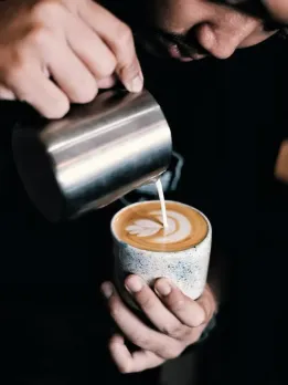 Career opportunities in coffee shop owner. Cafe manager Managers run the café. They devise ways to increase sales, motivate staff to please customers, and cut losses. Assistant manager The assistant store manager often runs a coffee shop. Barista Coffee shop baristas make complex drinks for customers. Assistant producer The production manager and a roasting associate make coffee. Admin assistant Coffee shops use administrative help. They write business correspondence. Media manager Cafes have social media managers. Social media changes engage clients and brand recognition. Production manager Production managers, plant managers, and packaging coordinators handle roasting company packaging and delivery. Marketing manager Marketing managers help coffee companies create customer-friendly strategies. Brand manager Coffee company brand managers build strong, relevant brands. Coffee buyer Green coffee buyers work with farmers to sample and select beans for roasting.