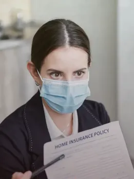 Career Opportunities in Underwriter Underwriting in Insurance An insurance underwriter assesses client risk and exposure to determine how much insurance to provide. Underwriting in Bank Bank underwriters determine a customer's creditworthiness and whether to lend them money. Underwriting in Stock Market In the stock market, underwriting is the process of determining the risk and cost of a specific security or bond. Mortgage Underwriter Mortgage underwriters predominate. Cash, credit history, and savings determine property loan approval. Equity Underwriter An underwriter manages public issuance and distribution of securities in the form of common or preferred stock on equity markets. Debt and Security Underwriter To make a profit, an underwriter buys government bonds, corporate bonds, municipal bonds, or preferred shares from the issuing body. Underwriting advertising On-air public advertising or commercial advertising can be one of the career options. Blogging You can be a blogger and 