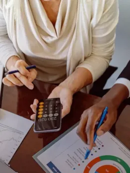 Business opportunities in Transcription service. Media, Entertainment Film and television producers use transcription for closed captioning, subtitles, and scripting. Governments transcribe meetings, legal proceedings, and hearings. IT and software development companies transcribe meetings, bug reports, and demos. Consulting Research Research and consulting firms transcribe interviews and focus groups for analysis. Education institutions transcribe lectures, meetings, and other important conversations. Health Care Transcription records patient contacts and medical staff meetings for research, compliance, and patient care. Insurance Insurance companies need transcription for communication, efficiency, and compliance. It aids insurers. Lawyers use court transcriptionists to record depositions, hearings, and statements. Estate agents Audio and video inventory, site surveys, inspection reports, property summaries, site engineer notes, construction recitals, and legal files need transcripts