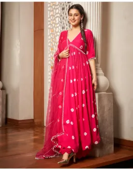 The Everlasting Appeal of Suit Sets Designs: Buy Now!