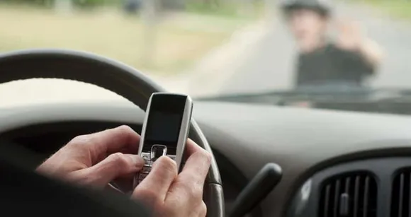 Mobile handsets should come up with certain number of vernacular languages