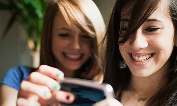 Rising number of private messenger users