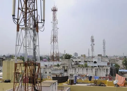 The fraudsters offer lucrative rentals against real estate for tower installation as well as a waiver of statutory fees that goes to local bodies in such cases. 