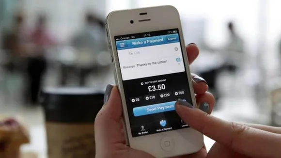 British consumers happy with mobile banking service