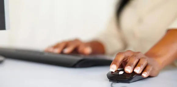 close digital gender gap